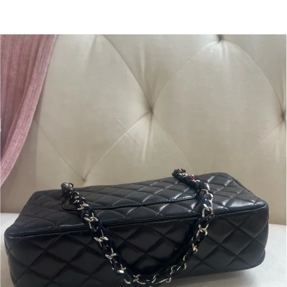 Chanel Lady bug black quilted lambskin 2010 Medium Flap bag with Serial sticker - Picture 10 of 13